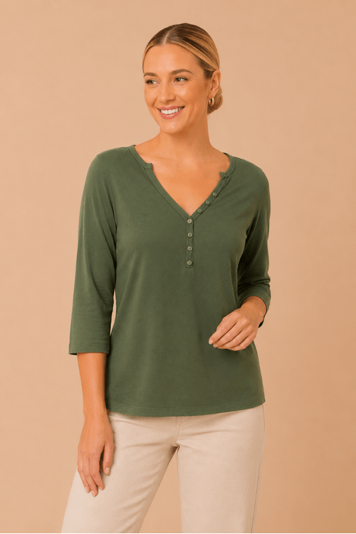 BLUSA DECOTE HIPPIE BOTOES FLORESTA,